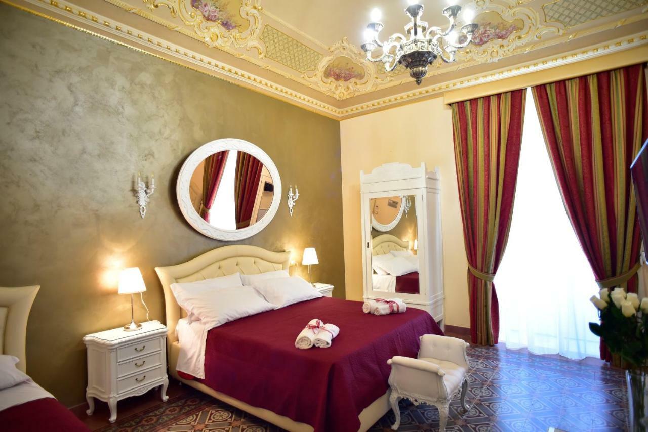 Palazzo Degli Affreschi Bed & Breakfast Catania Exterior photo