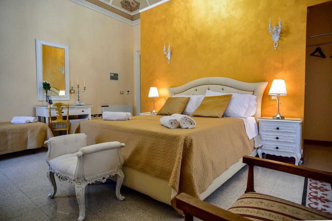 Palazzo Degli Affreschi Bed & Breakfast Catania Exterior photo